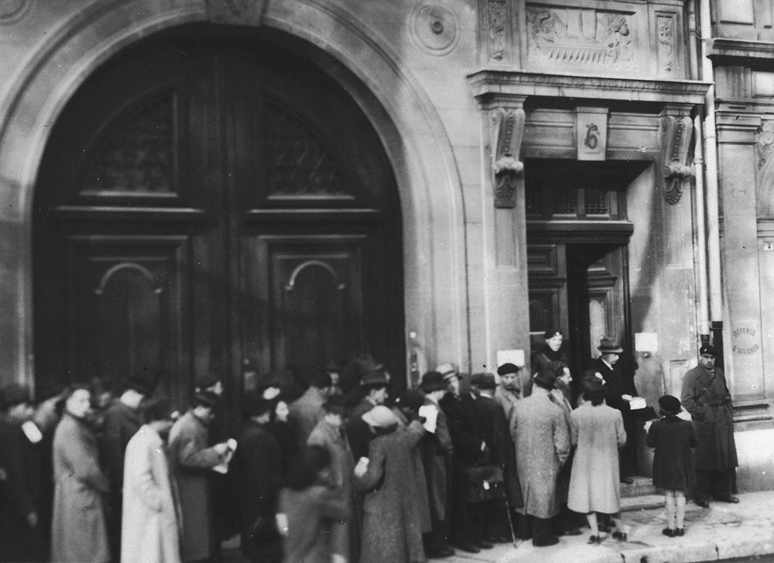 Refugees crowd outside the US consulate in Marseilles, France, ca. 1940.